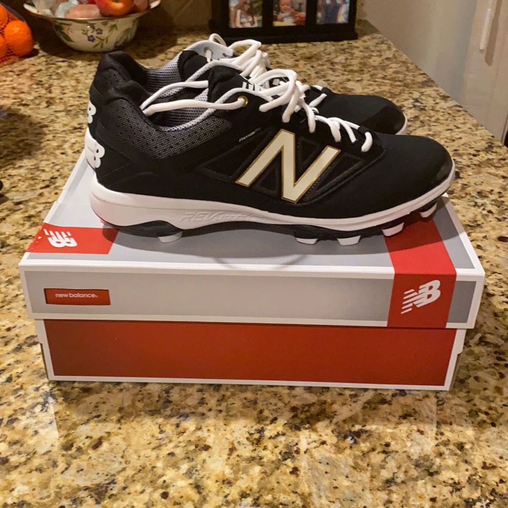 Men’s New Balance Baseball Cleats